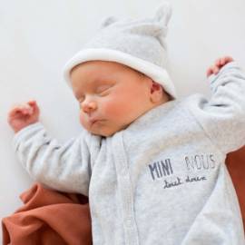 Première tenue bébé discount maternité